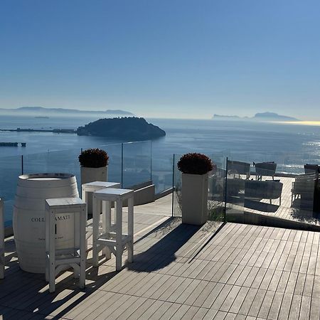 Holiday Home Un Posto Solare Napoli Dış mekan fotoğraf