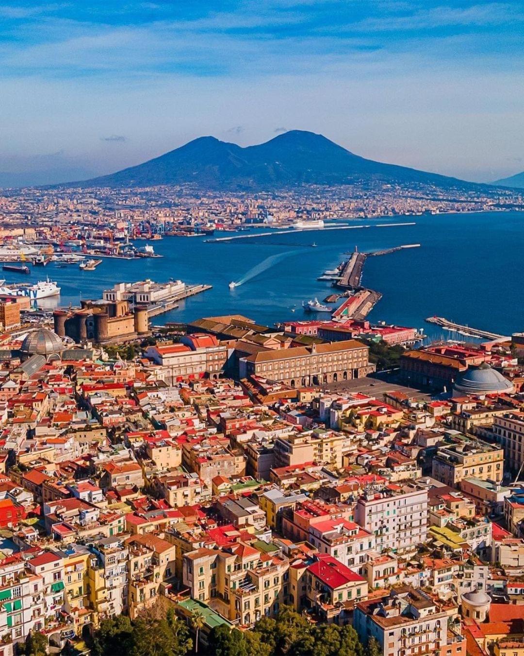 Holiday Home Un Posto Solare Napoli Dış mekan fotoğraf