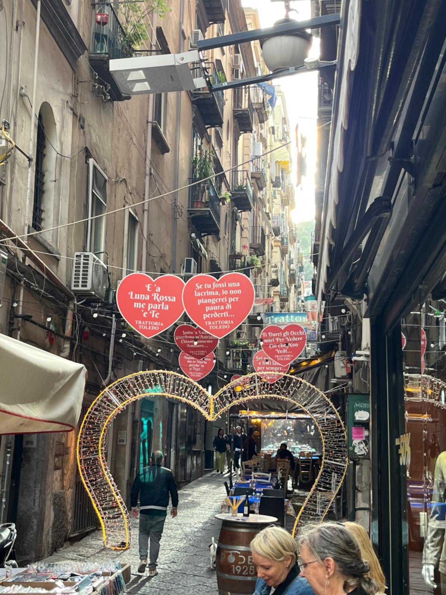 Holiday Home Un Posto Solare Napoli Dış mekan fotoğraf
