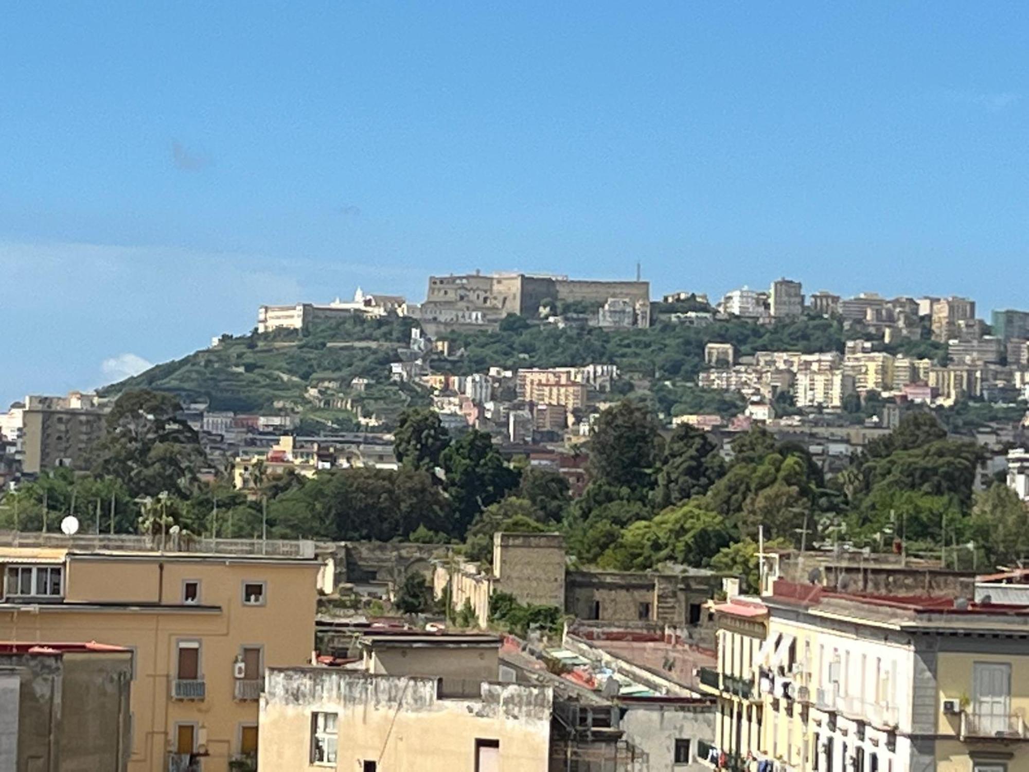 Holiday Home Un Posto Solare Napoli Dış mekan fotoğraf